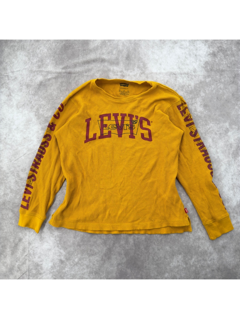 Levi’s Yellow Thermal Waffle Knit Long Sleeve Graphic Shirt Medium